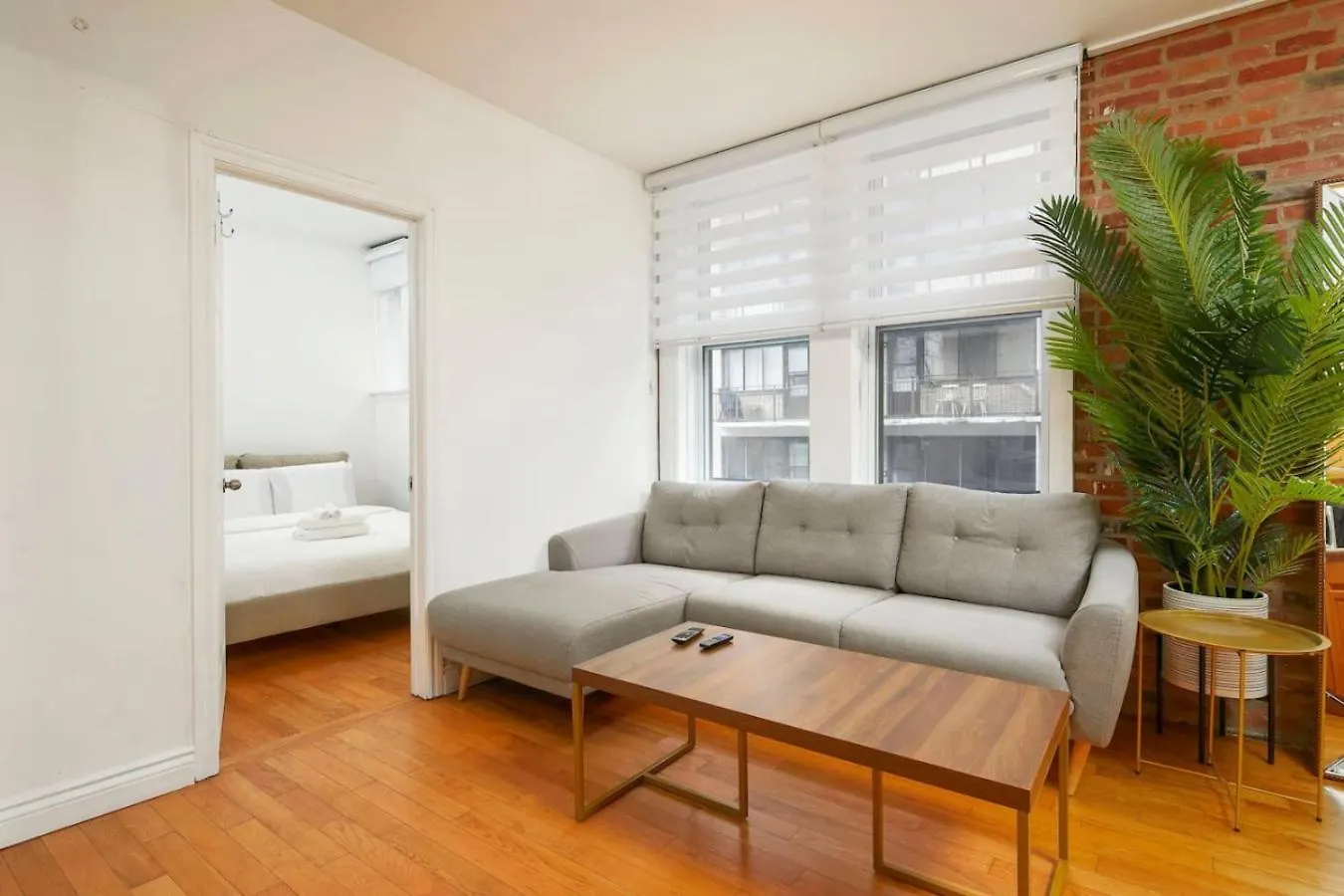 Prime Location Lovely 3Br Downtown Mtl Zj1 Montreal 0*,  Canada